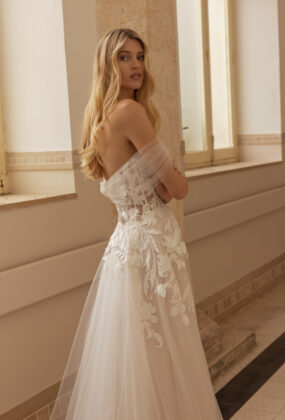 103.3 Adorious Collection_Arieke_CU Back_4